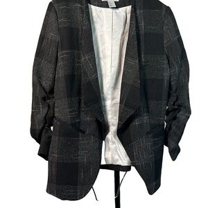 H&M Women’s Black Tartan Blazer